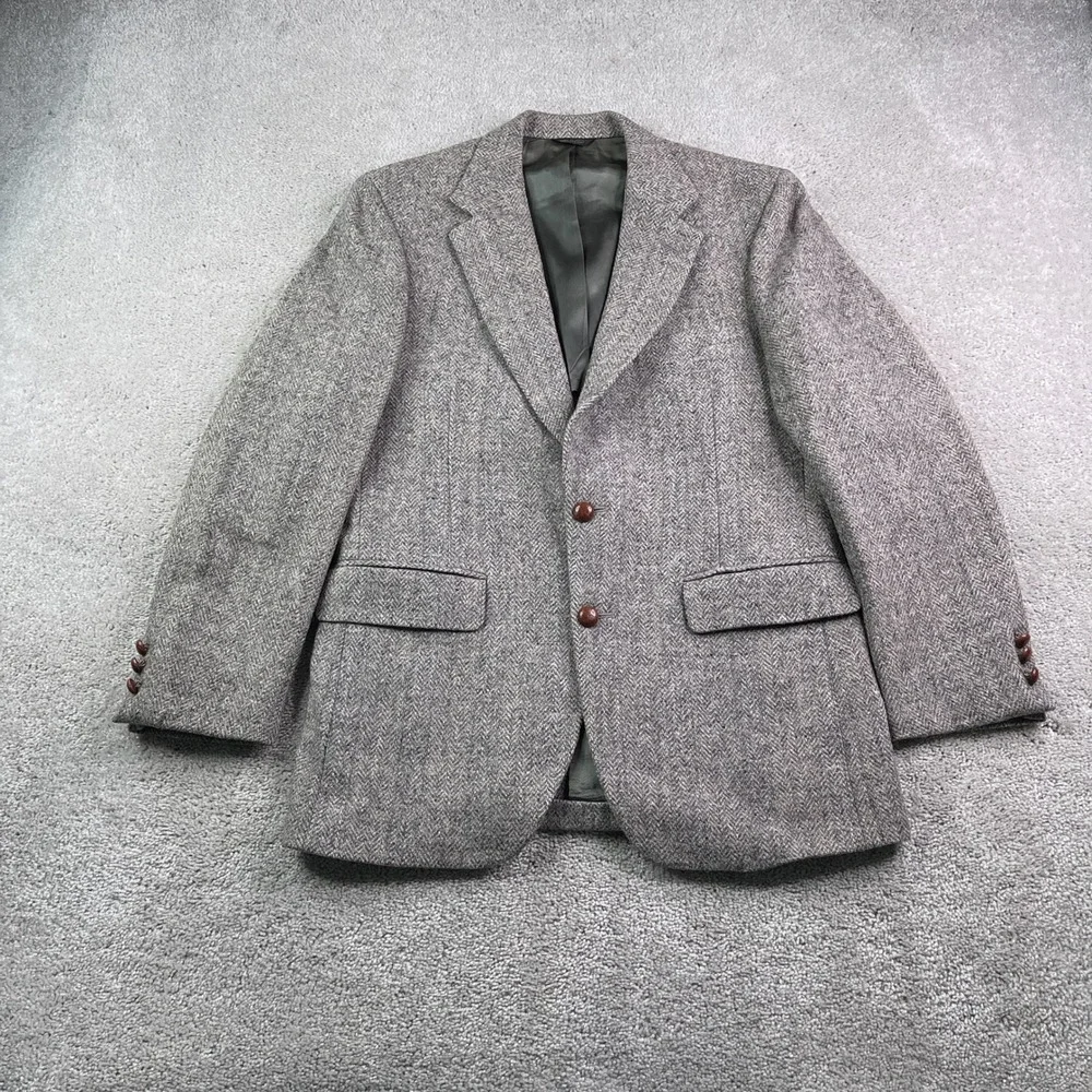 Vintage Harris Tweed Blazer Mens 40R Gray Herringbone Wool Tweed Sport Coat